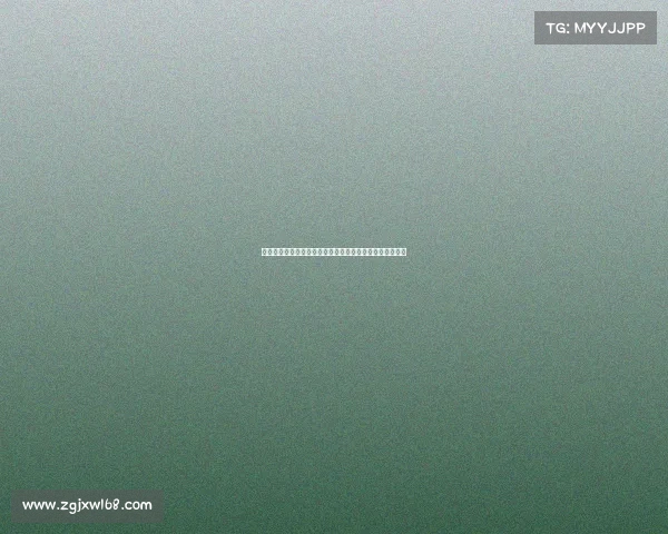 网球赛场热血沸腾，激烈对决引爆全场激情观众欢呼声不断